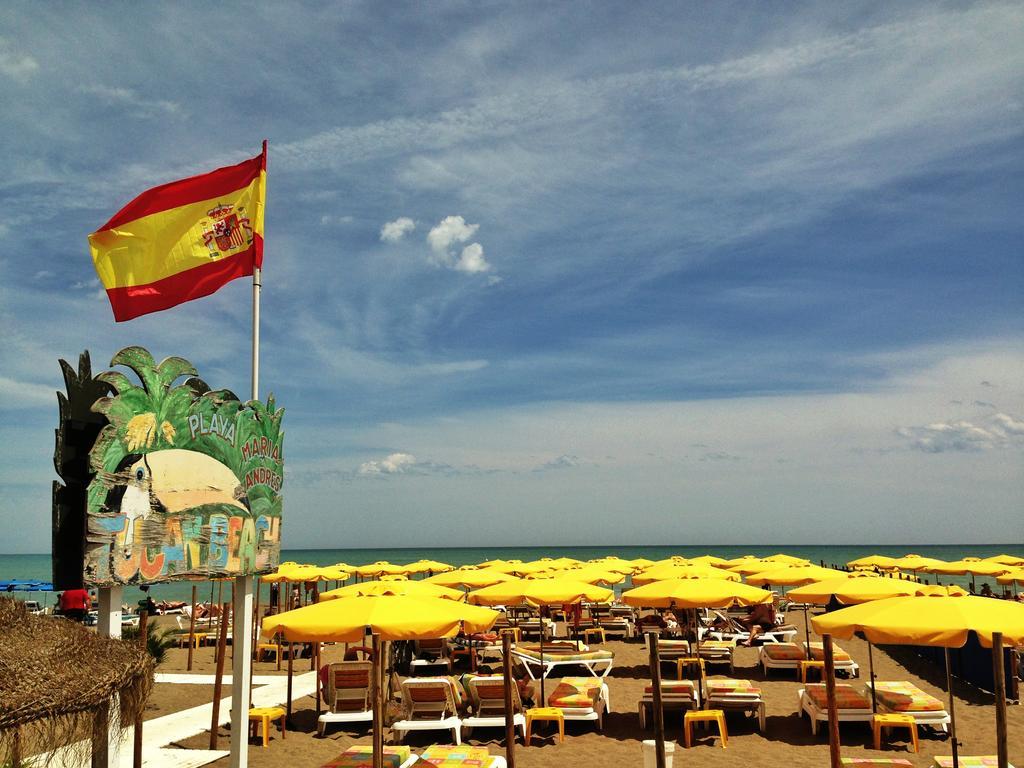 Apartamentos Carmen Teresa Torremolinos Ngoại thất bức ảnh