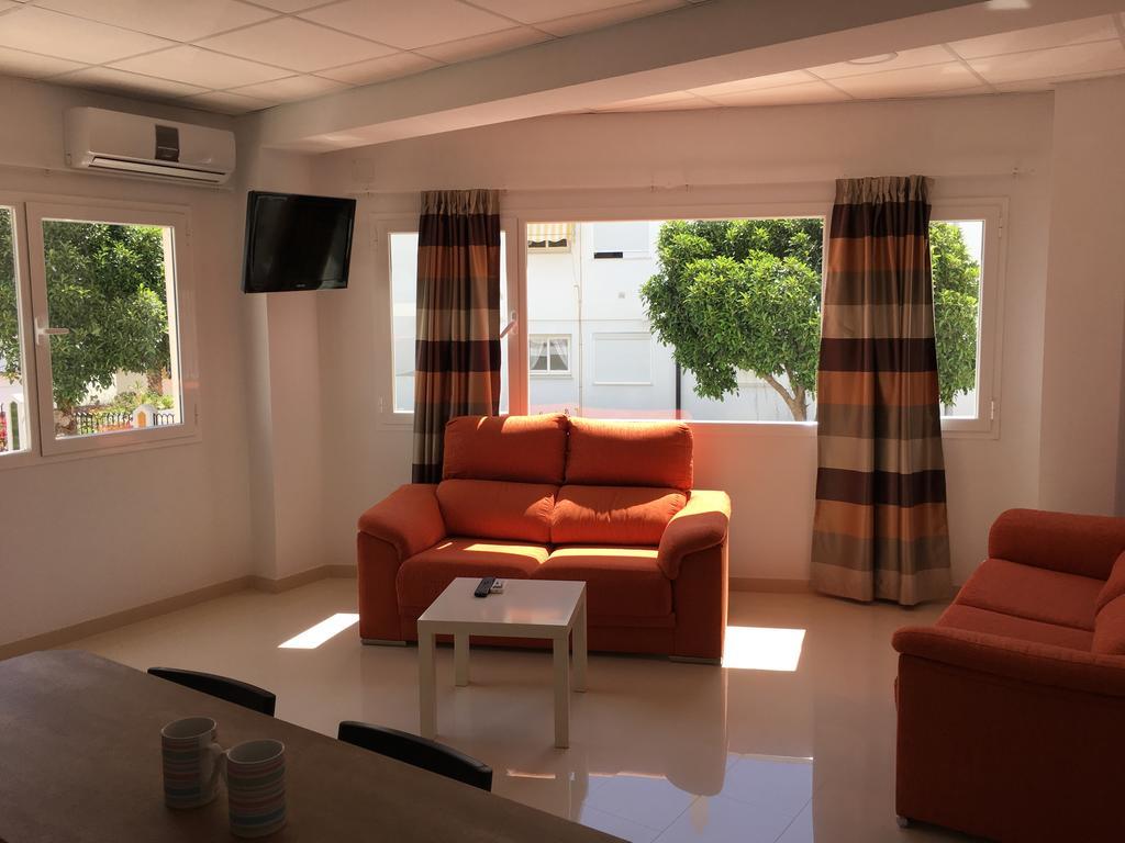 Apartamentos Carmen Teresa Torremolinos Ngoại thất bức ảnh